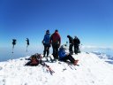 Gruppo di francesi in vetta