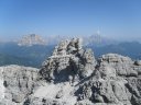Il Tàmer Piccolo; sullo sfondo, Pelmo e Antelao