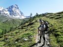 Inizia la salita verso il Teodulo, rigorosamente a piedi per favorire l'acclimatamento