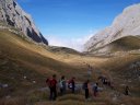 Scendendo lungo la Val Maone